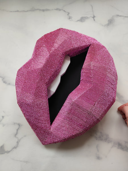 Diamond 💎👄 Card-paper lips 37cm wide