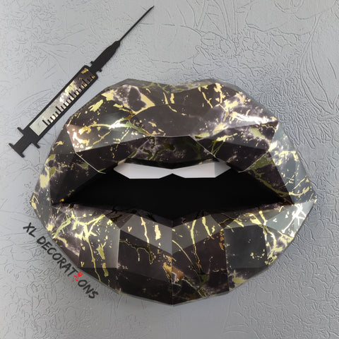 Black Marble/Gold Card Lips 37cm & Needle 27cm length Wall Decoration