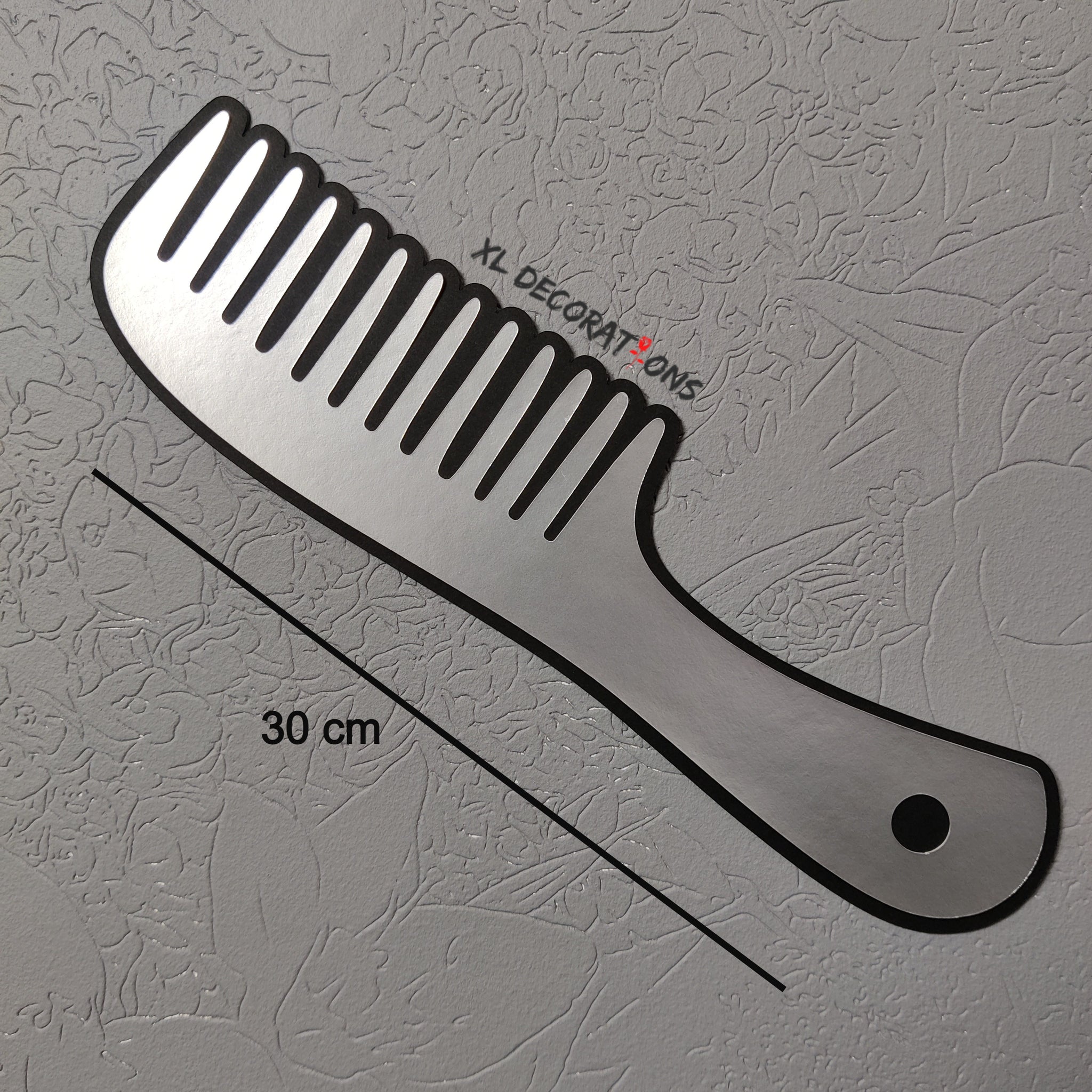 Flat Silver Card Hairbrush Wall Decoration