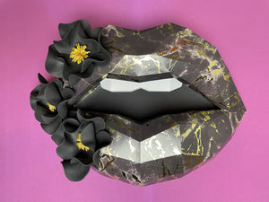 Black Marble/Gold paper lips 37cm wide with flowers Wall Decoration