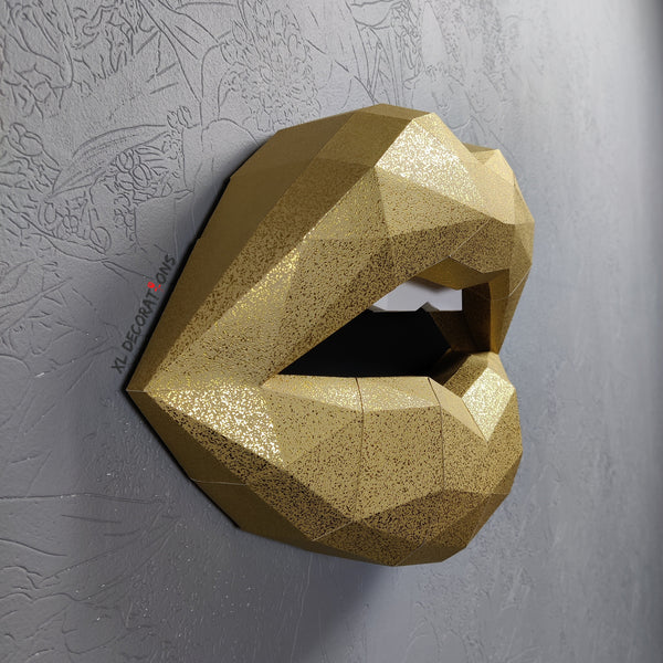 Gold Textured Card Lips 37cm wide Wall Decoration Beauty salon