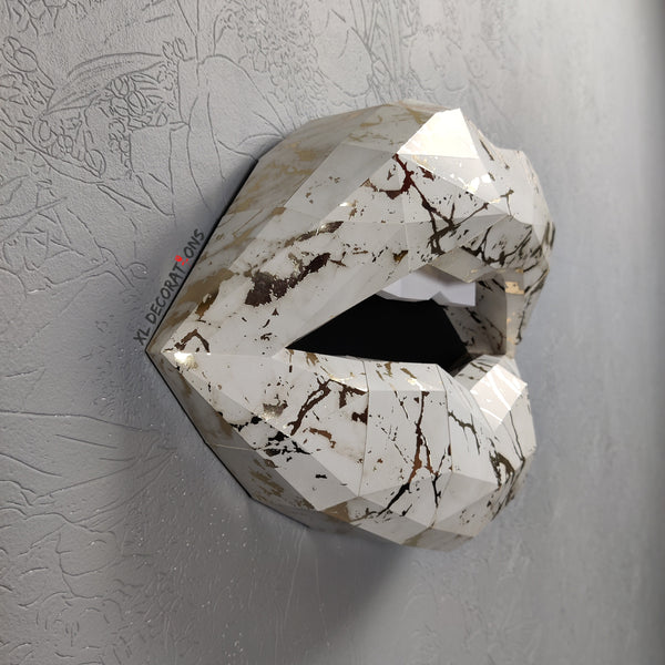 White Marble/Gold Lips 37cm Wall Decoration