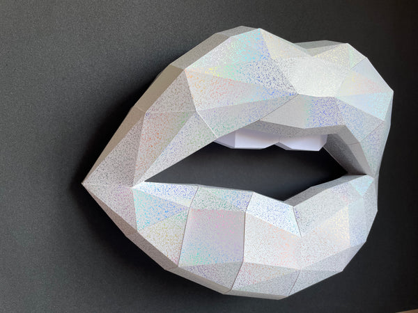 White Rainbow Card paper Lips 37cm Wall Decoration