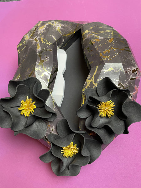 Black Marble/Gold paper lips 37cm wide with flowers Wall Decoration