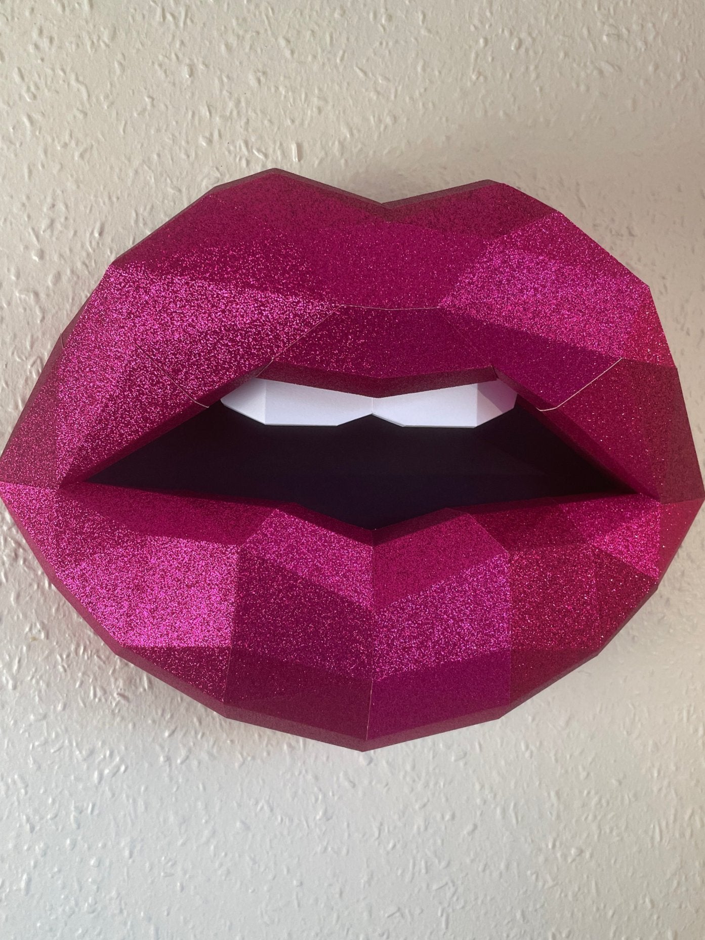 Hot Pink Lips 37cm Wall Decoration Beauty salon