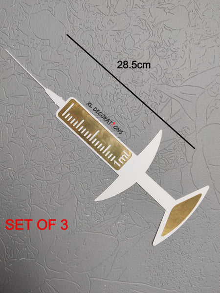 Gold/White Card Syringe 30cm Wall Decoration Beauty Salon